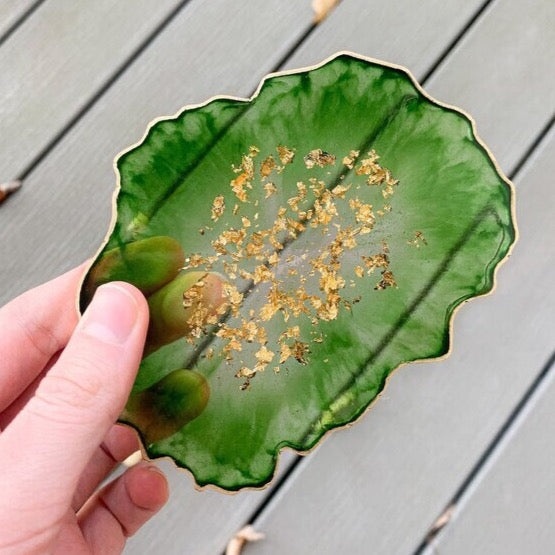 Emerald Green Geode Coaster Set of Two, Luxury Coaster Set, Green and Gold Home Decor, Resin Coaster, Agate Coasters Set, Irregular Shaped